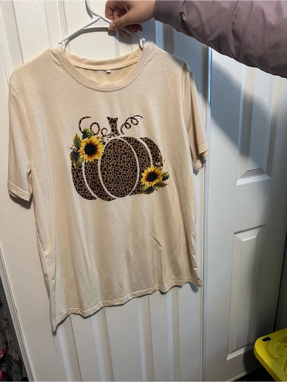 Leopard Pumpkin Sunflower Graphic Tee - Cream